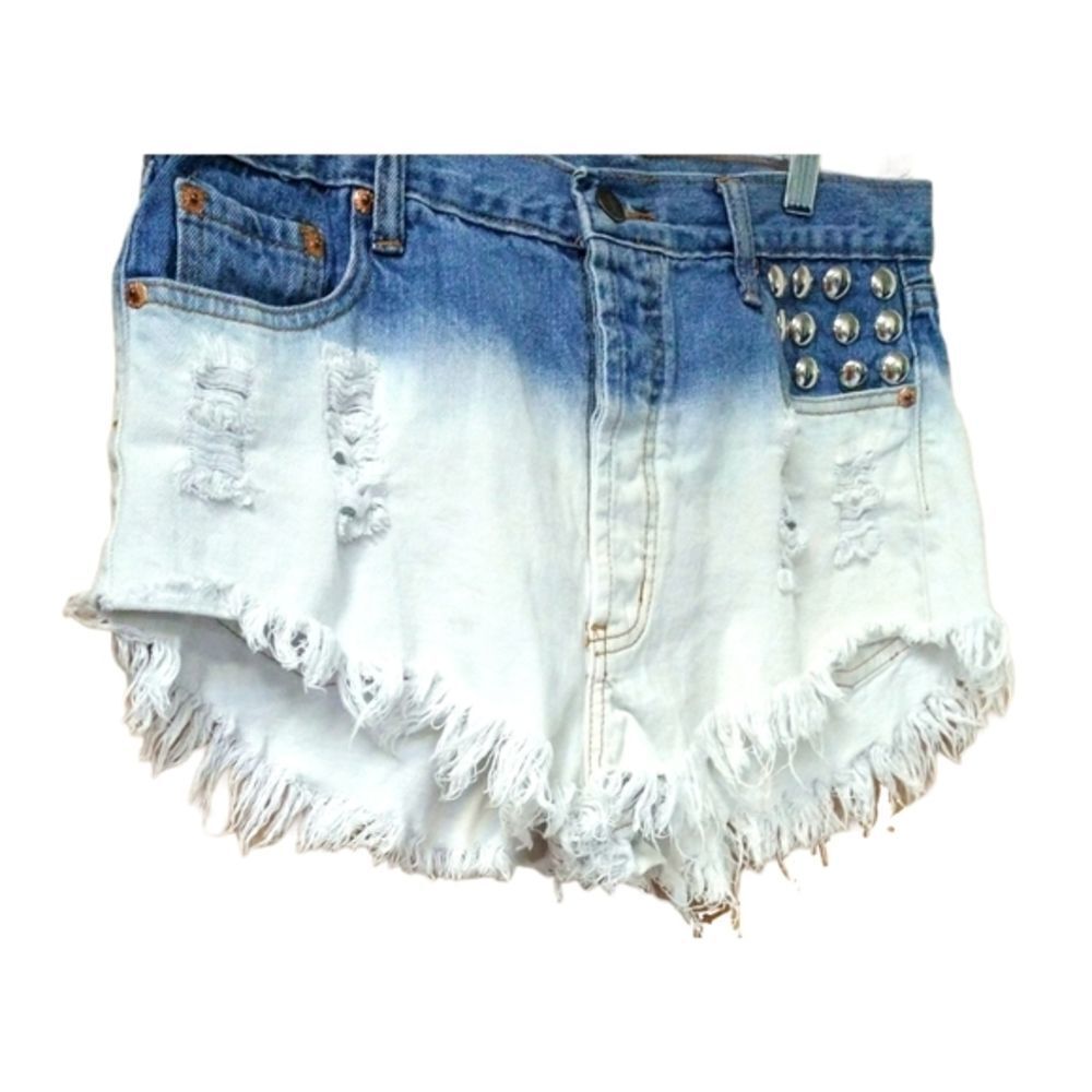 Signature 8 distressed Multi Color RIVET Jean Short Size Large - Picture 4 of 12